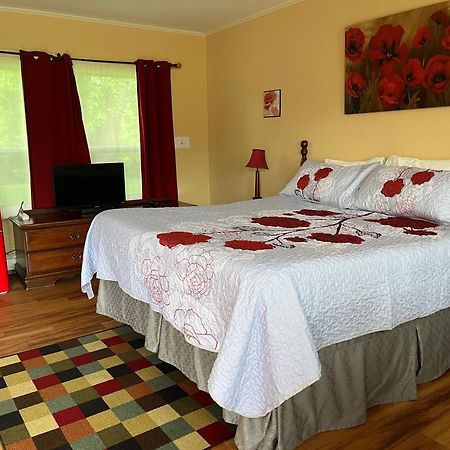 Vinehurst Inn & Suites Hammondsport Εξωτερικό φωτογραφία