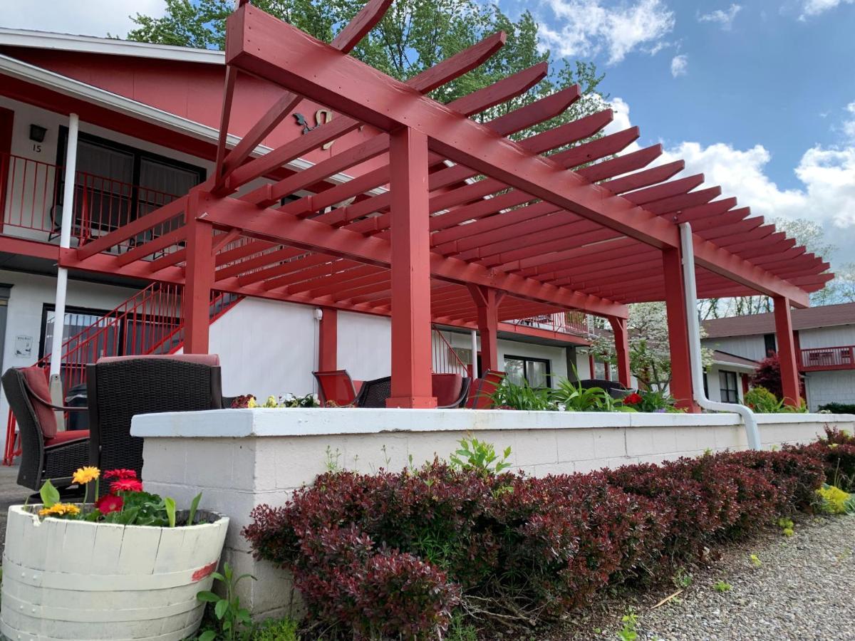 Vinehurst Inn & Suites Hammondsport Εξωτερικό φωτογραφία