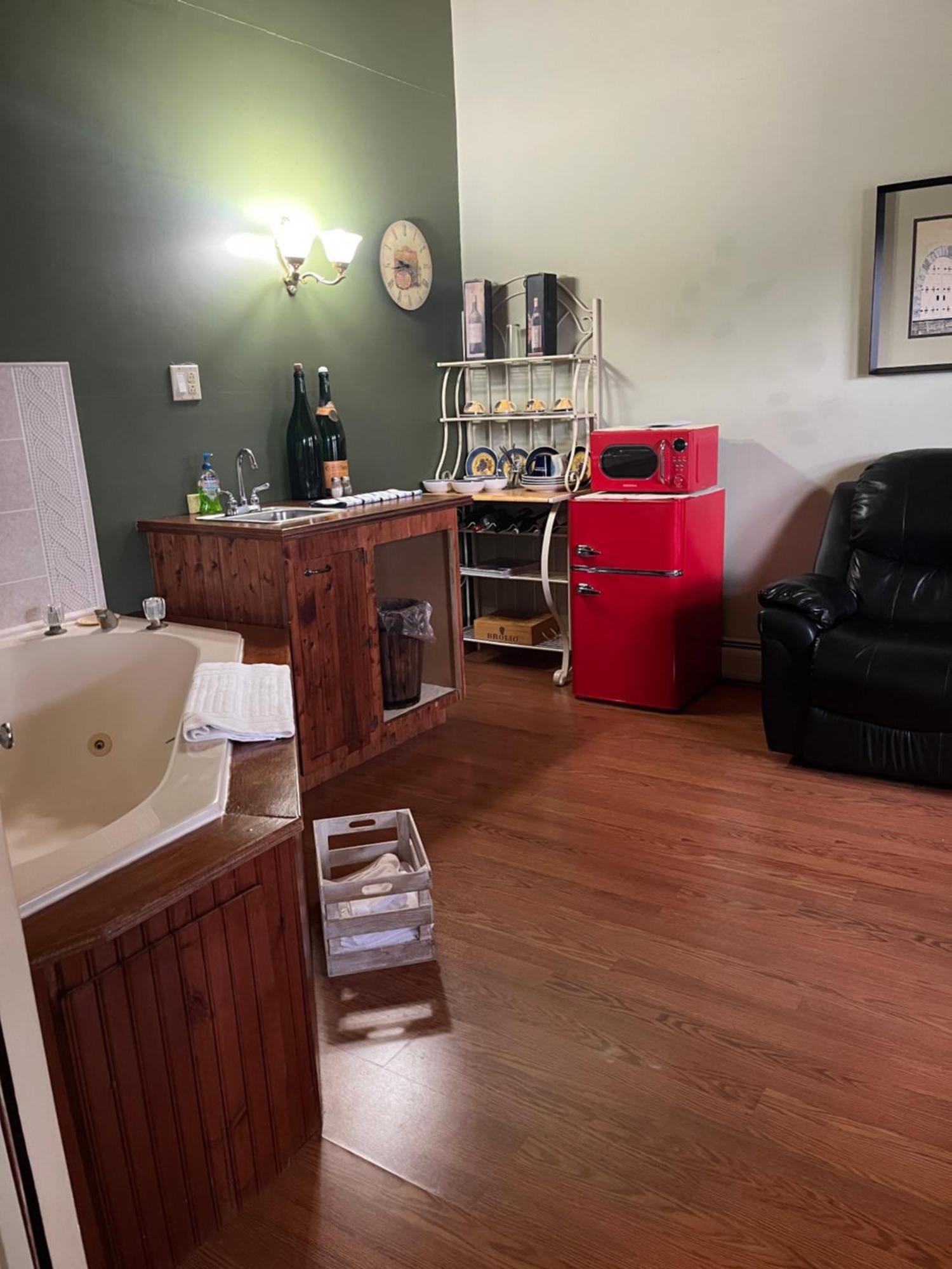 Vinehurst Inn & Suites Hammondsport Εξωτερικό φωτογραφία