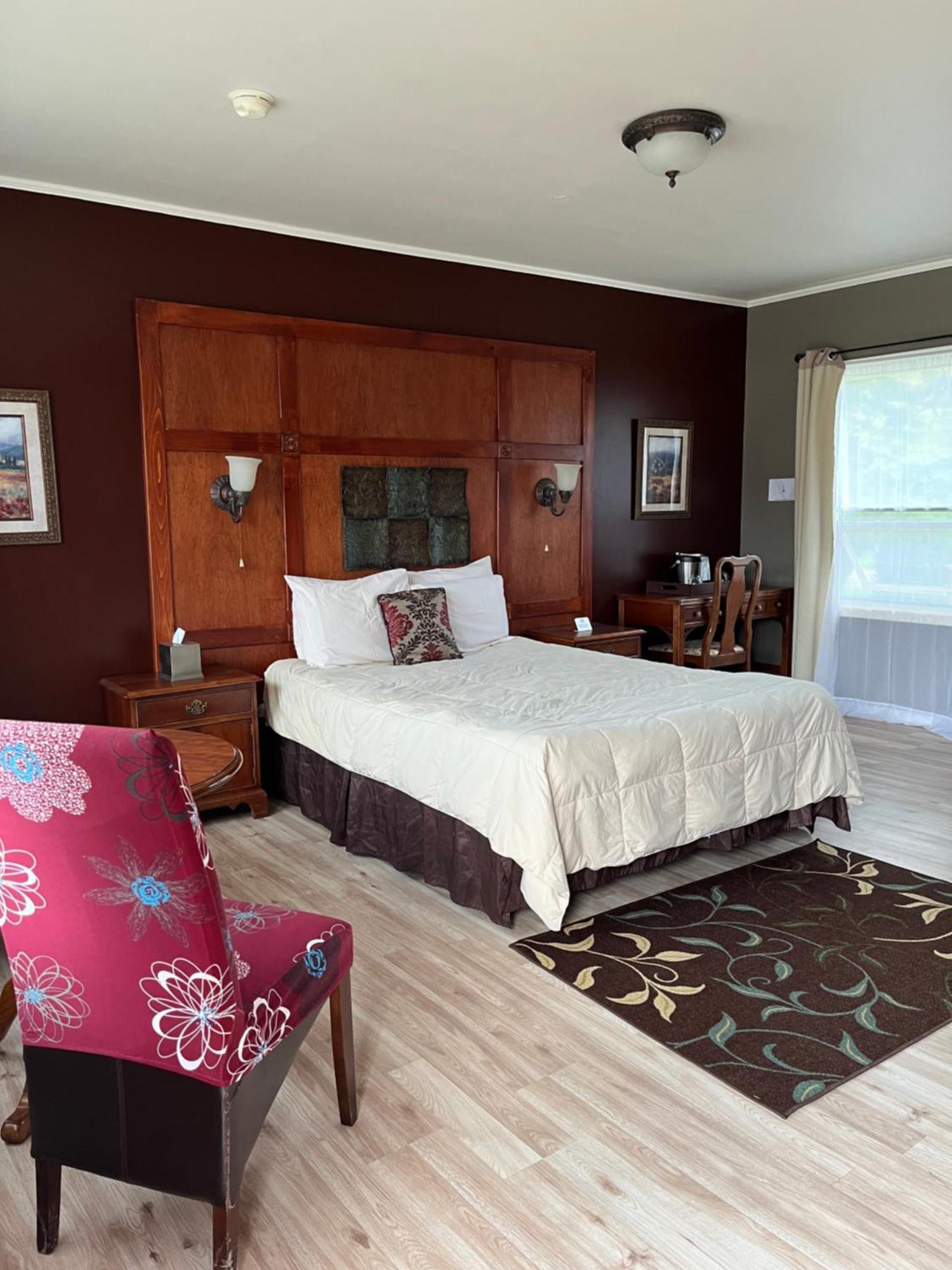 Vinehurst Inn & Suites Hammondsport Εξωτερικό φωτογραφία