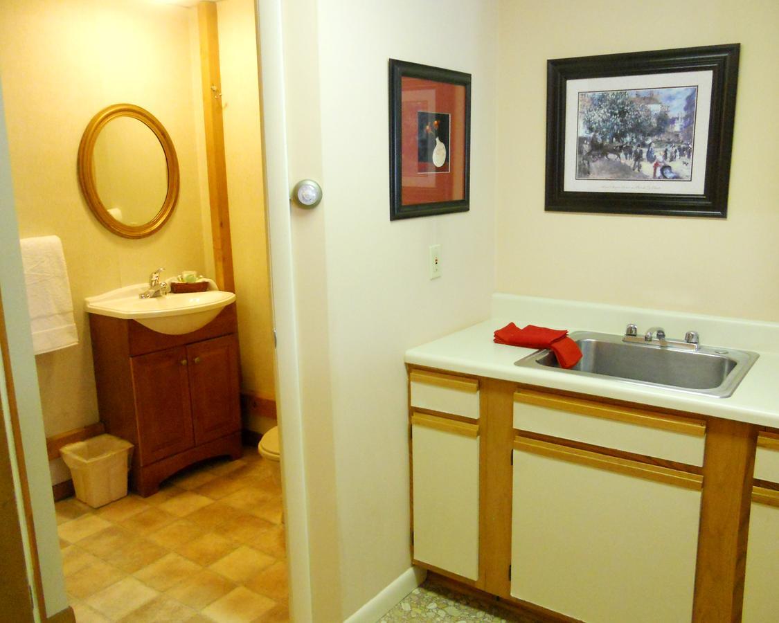 Vinehurst Inn & Suites Hammondsport Εξωτερικό φωτογραφία